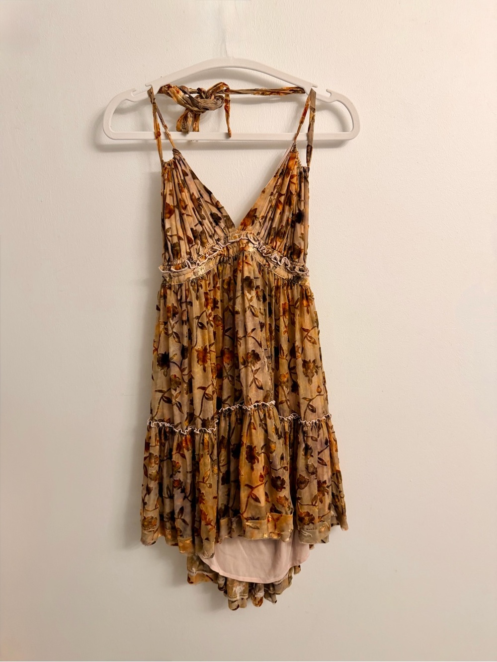 NWT $198 Free People Beige & Brown Leaves Low Back Tiered Halterdress - Picture 4 of 9